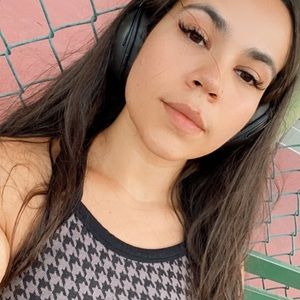 Meet your Posher, Therese